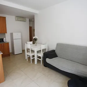 Claudia , Reus Espagne
